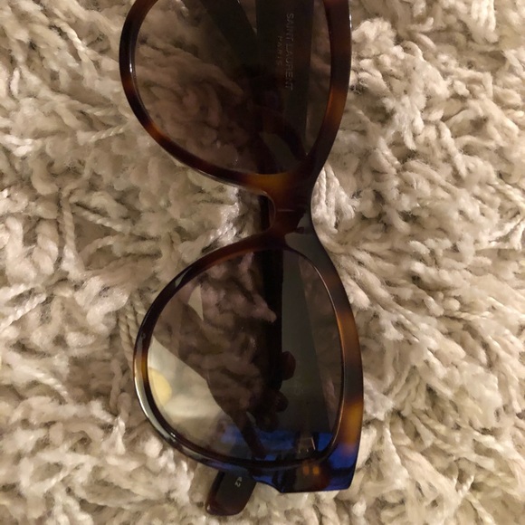 COPY - Saint Laurent Tortoise Cat Eye - Picture 5 of 5